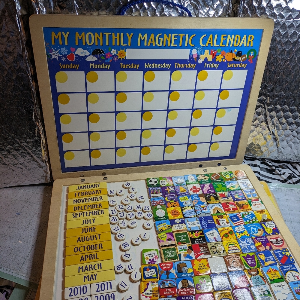 Melissa & Doug magnetic calendar